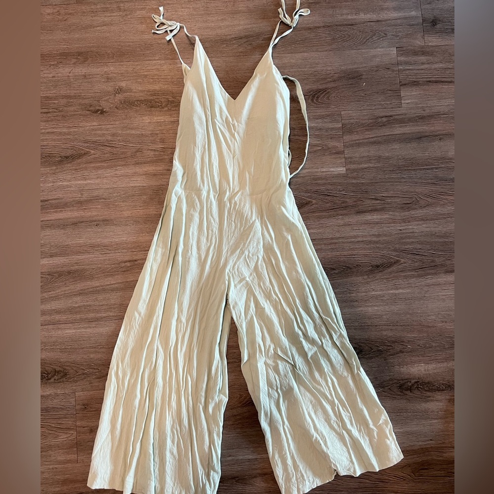 NWT H&M Lyocell-Blend Jumpsuit Mint Green M